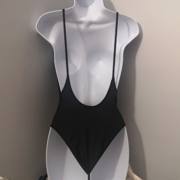 Top Melon Black Retro Swimsuit - Picture 3 of 6